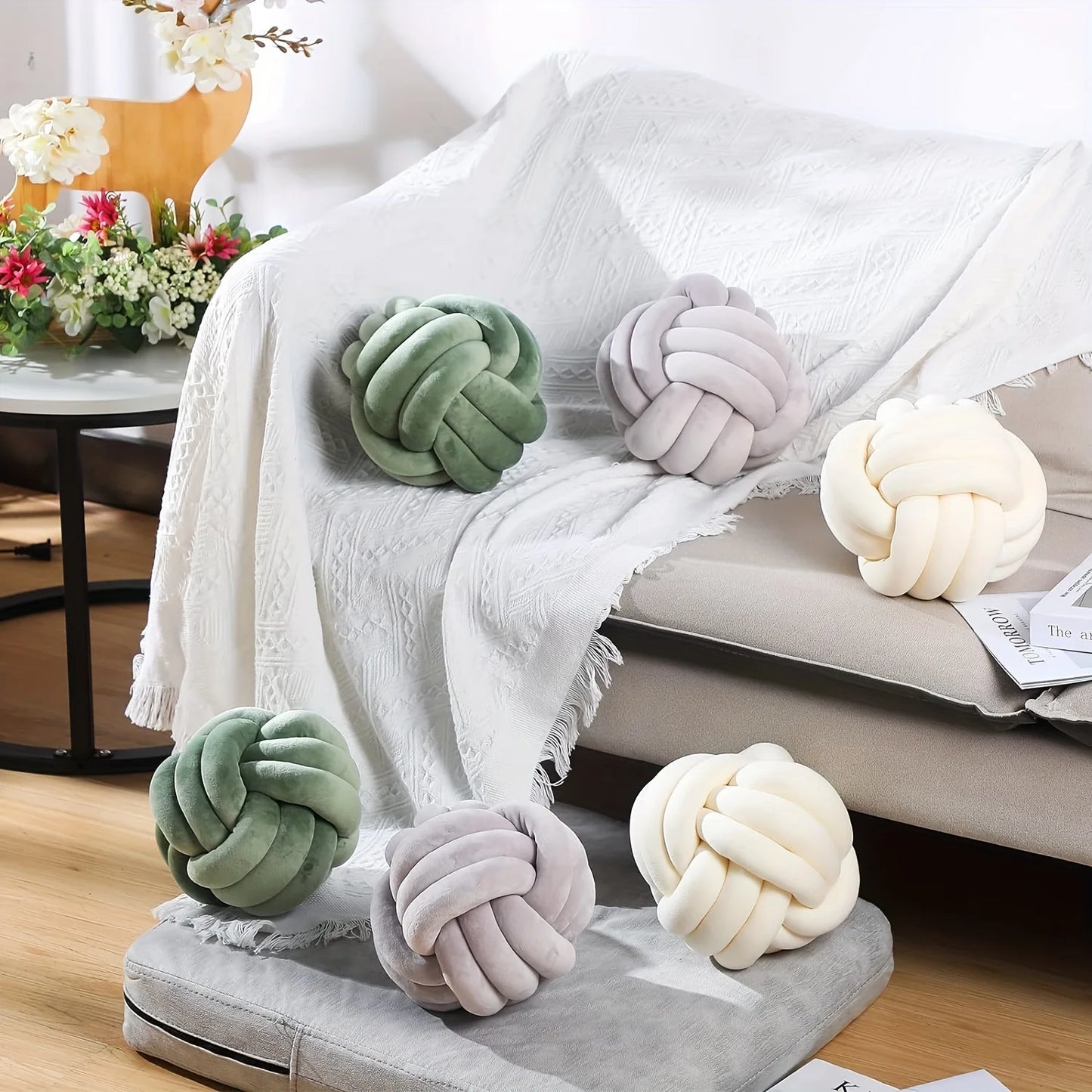 Versoria™ Knot Pillow